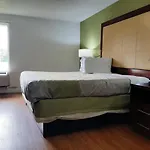 Econo Lodge Airport Near Billy Graham Parkway