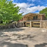 Cozy Charlotte Retreat With Yard About 5 Mi To Dtwn