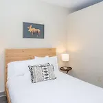 Urban 1Br In Uptown Area With Gym And Balcony