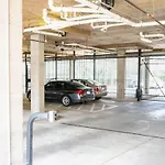 Urban 1Br In Uptown Area With Gym And Balcony