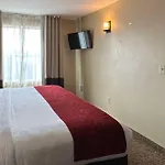 Comfort Suites Airport