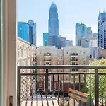 3Br Premium Downtown Apartment With Office & Gym