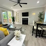 New Charming 3Bd Townhome With Wifi - 9 Min To Uptown