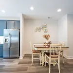 The Sente, New Home, Two Miles To Downtown Charlotte