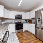 Queen City Family-Friendly Entire House, Charlotte