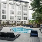 1 Bedroom Townhouse Studio In Uptown Charlotte