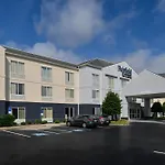 Fairfield Inn & Suites Charlotte Arrowood