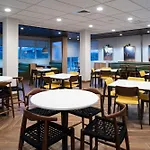 Fairfield Inn & Suites By Marriott Charlotte University Research Park