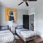 Contemporary Gem In The Heart Of Myers Park