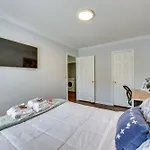 Downtown Gem With Fenced Yard, Bbq Grill And Firepit