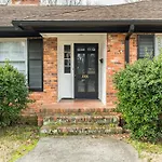 4 Bedroom Ranch In Prime Southpark Backyard And Porch
