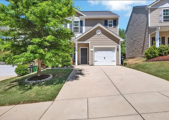 Cozy Home Close To Airport, Downtown, & Us Whitewater Center
