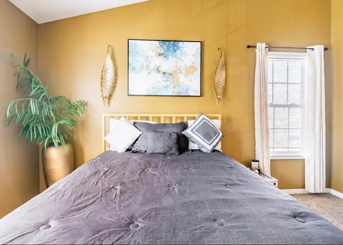 Cozy Home Away From Home!