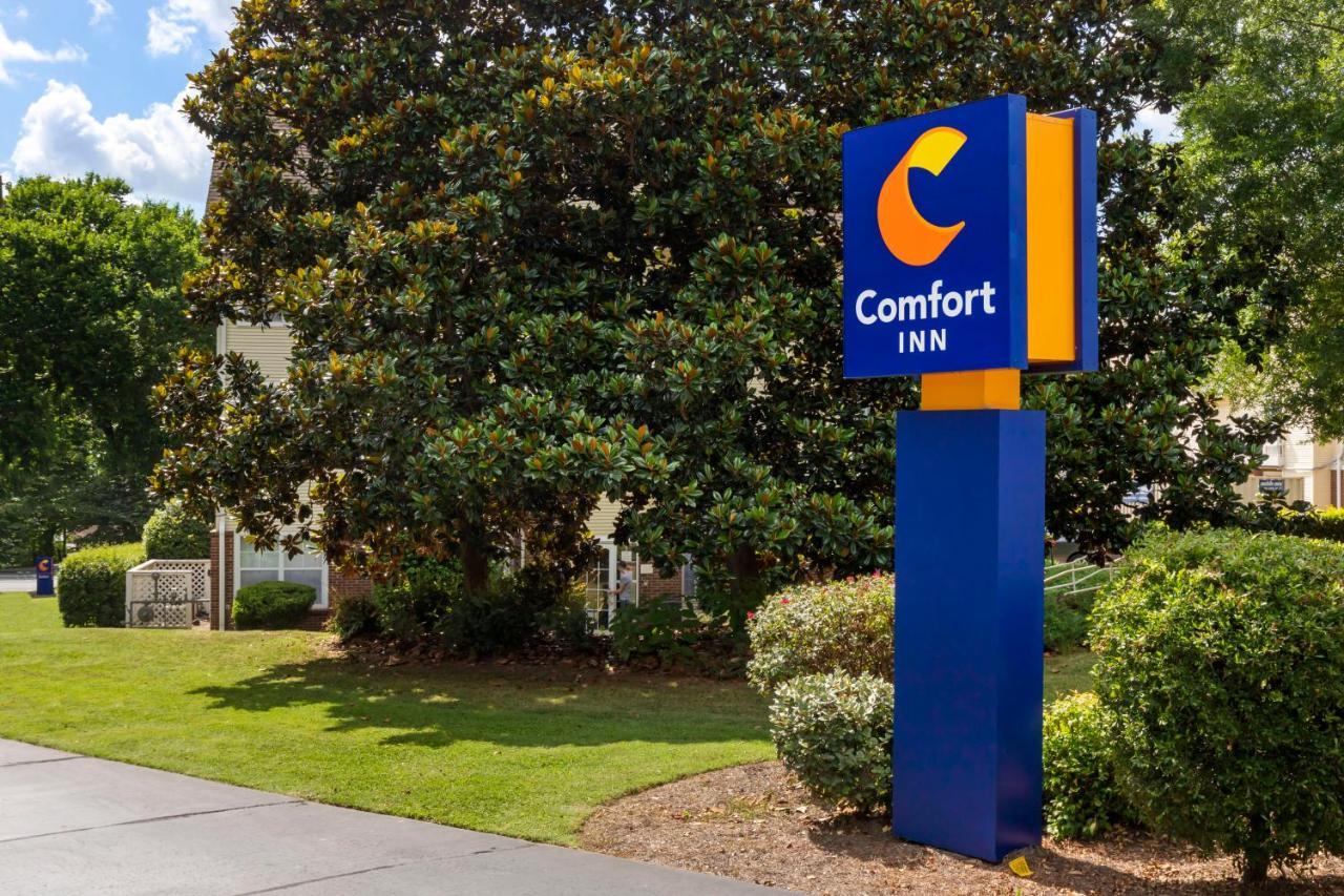 Comfort Airport Uptown Inn 3*