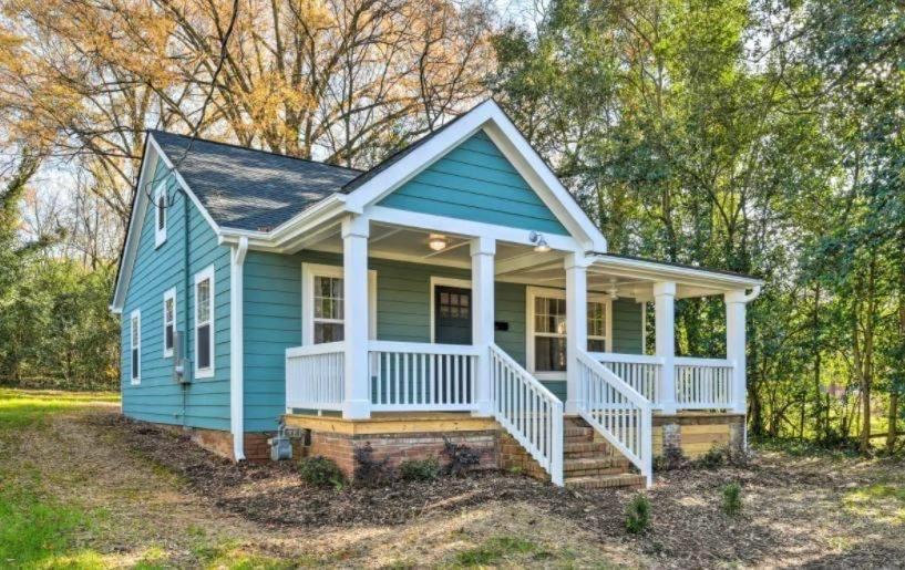 Spruce Homestay Charlotte