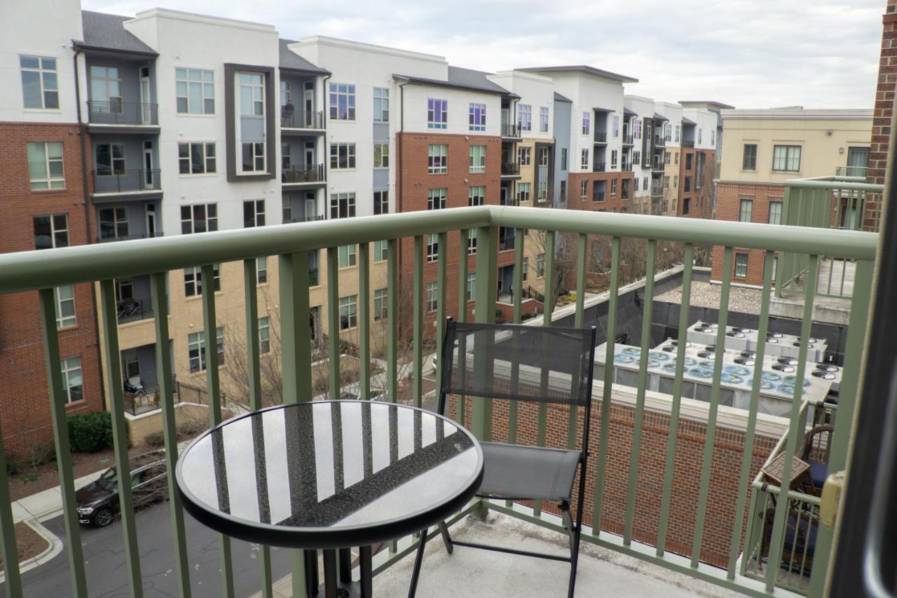 Cozy 1 Bed, Heart Of Southpark With Free Parking Apartment *