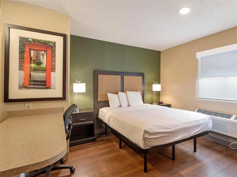 Extended America Select - - Tyvola Rd - Executive Park Hotel
