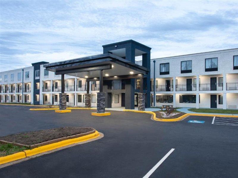 Baymont By Wyndham Hotel 3*
