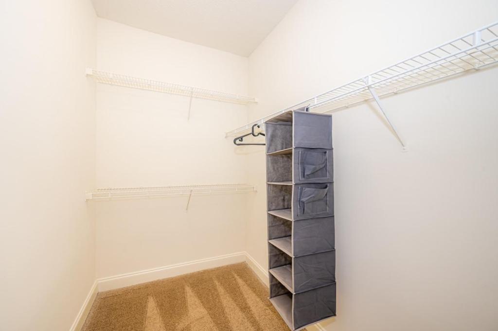 Open And Brilliant 2br With Balcony And Gym