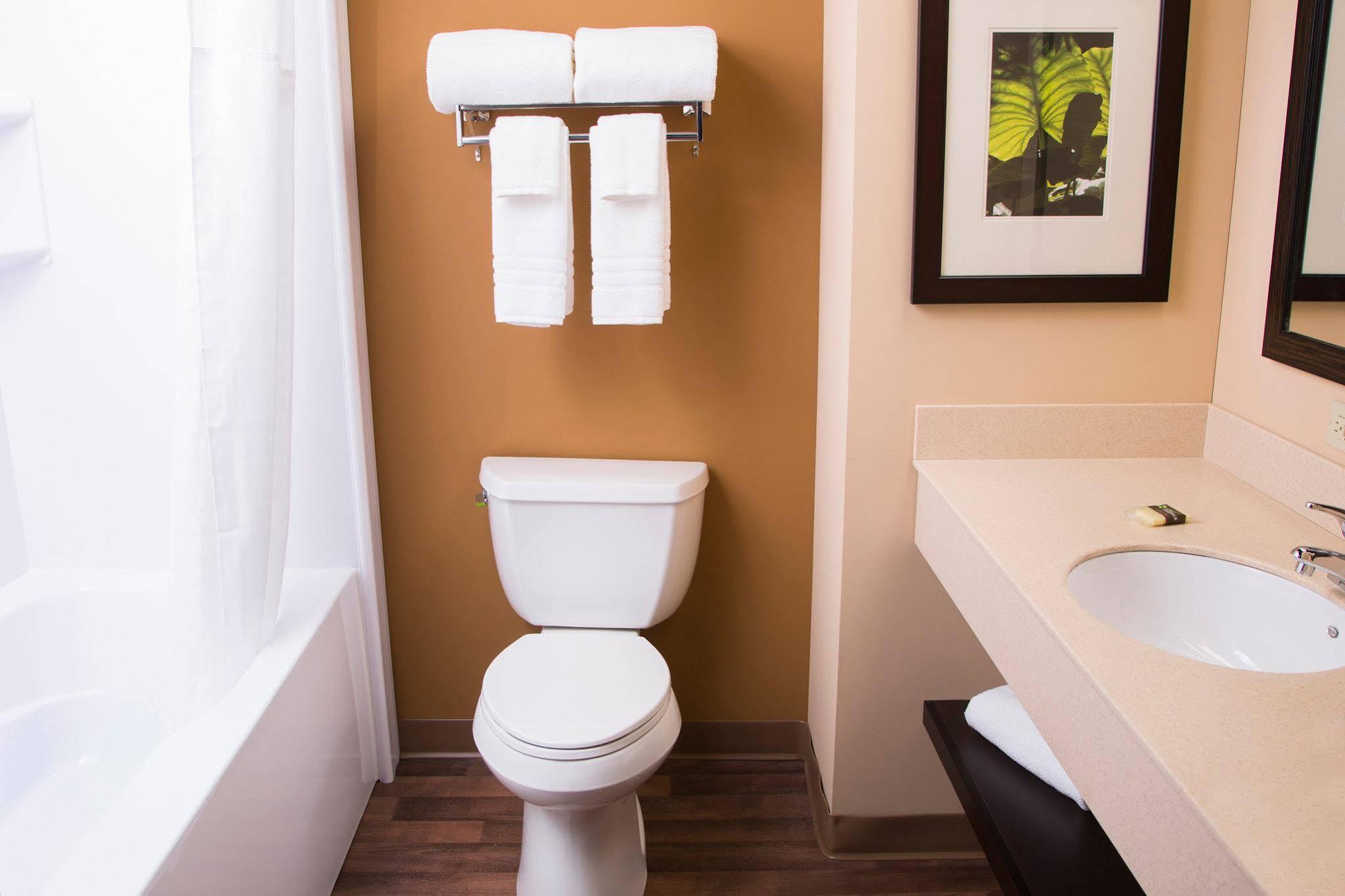 Extended America Select - - Tyvola Rd - Executive Park Hotel Charlotte