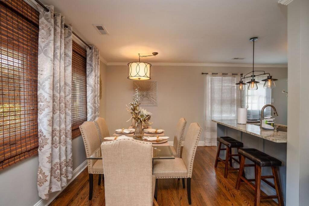 Queen City Charm Holiday home *