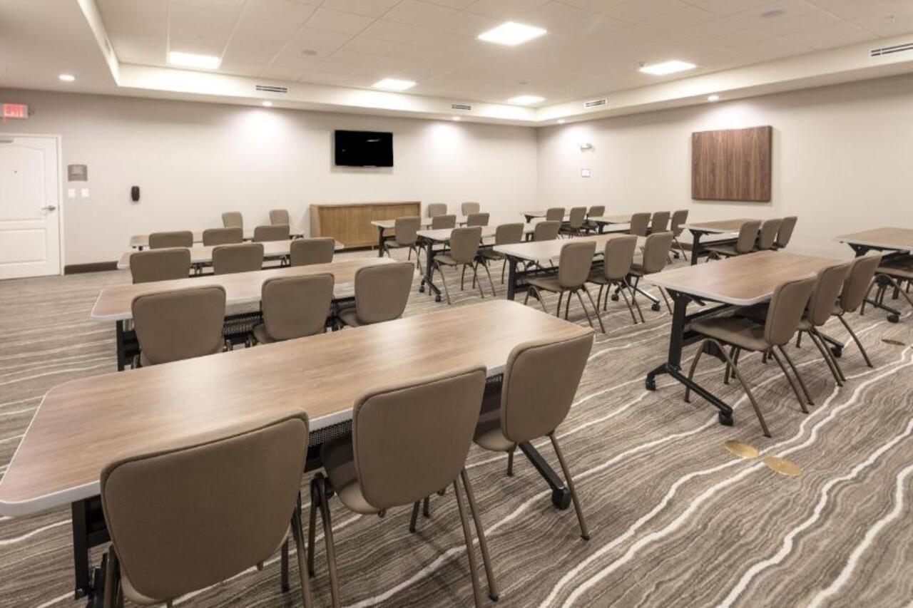 Staybridge Arpt Area - Tyvola, An Ihg Hotel 3*