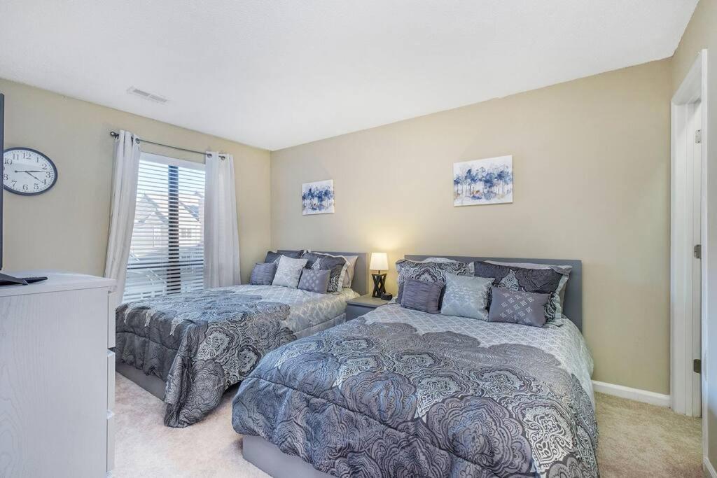 Charming With Wi-fi Apartment *