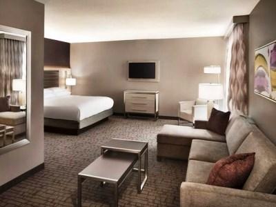 Hotel Embassy By Hilton Uptown Charlotte