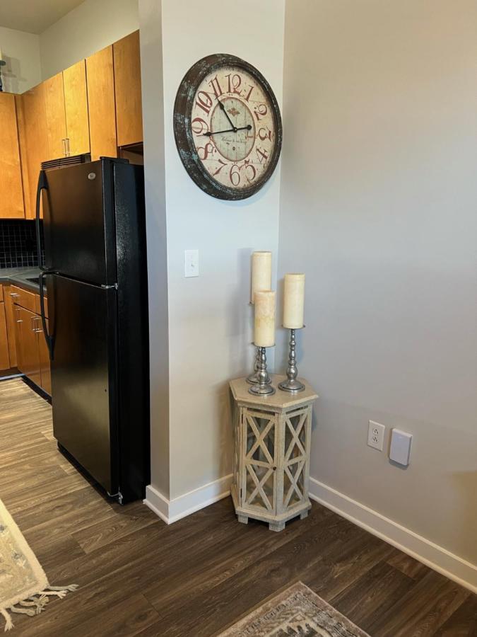 Uptown Gem Spacious With Parking-wifi-10 Min Walk To Spectrum Center Charlotte
