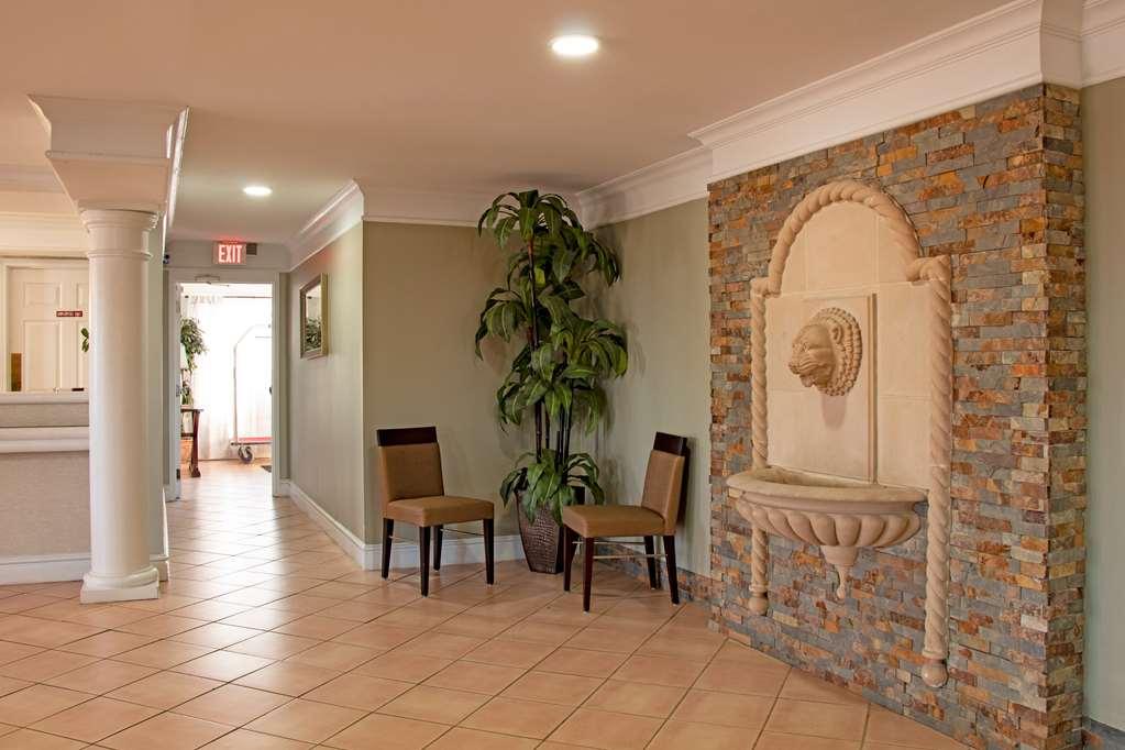 America's Value Hotel 2*