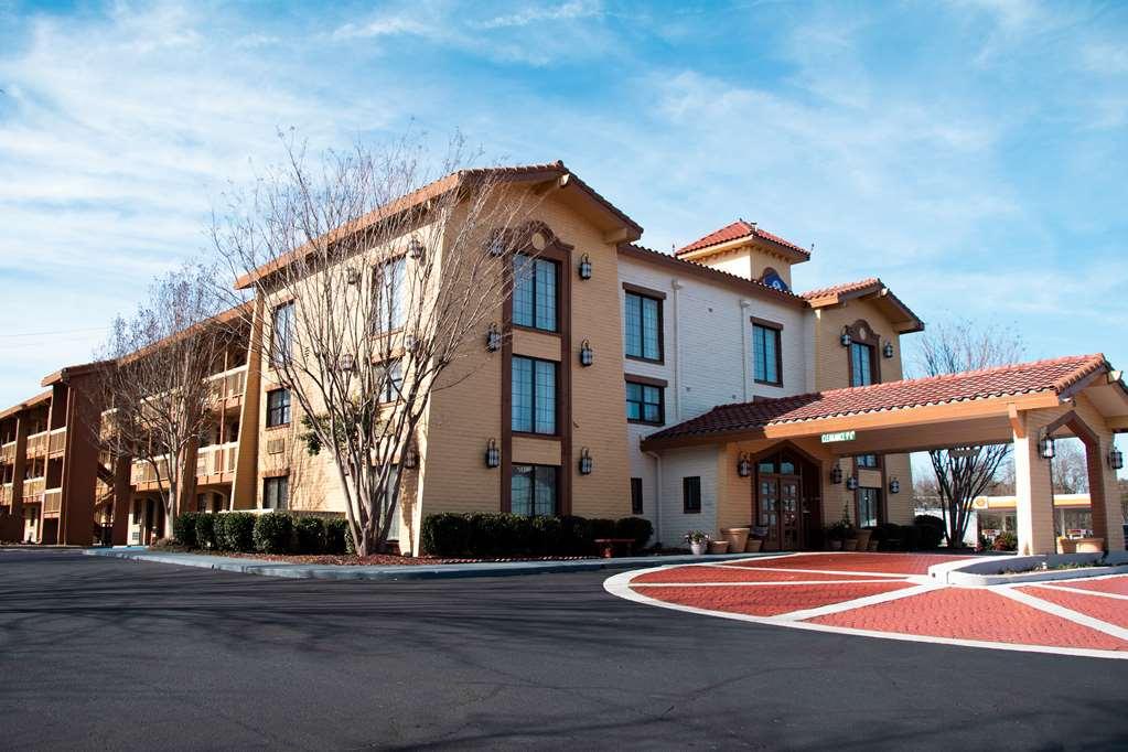 Hotel America's Value Charlotte