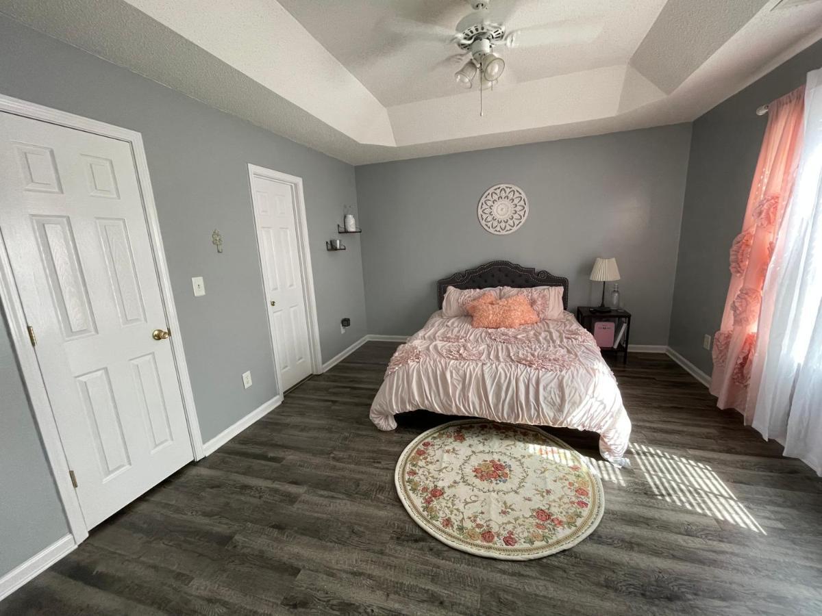 Locked In Homestay Charlotte