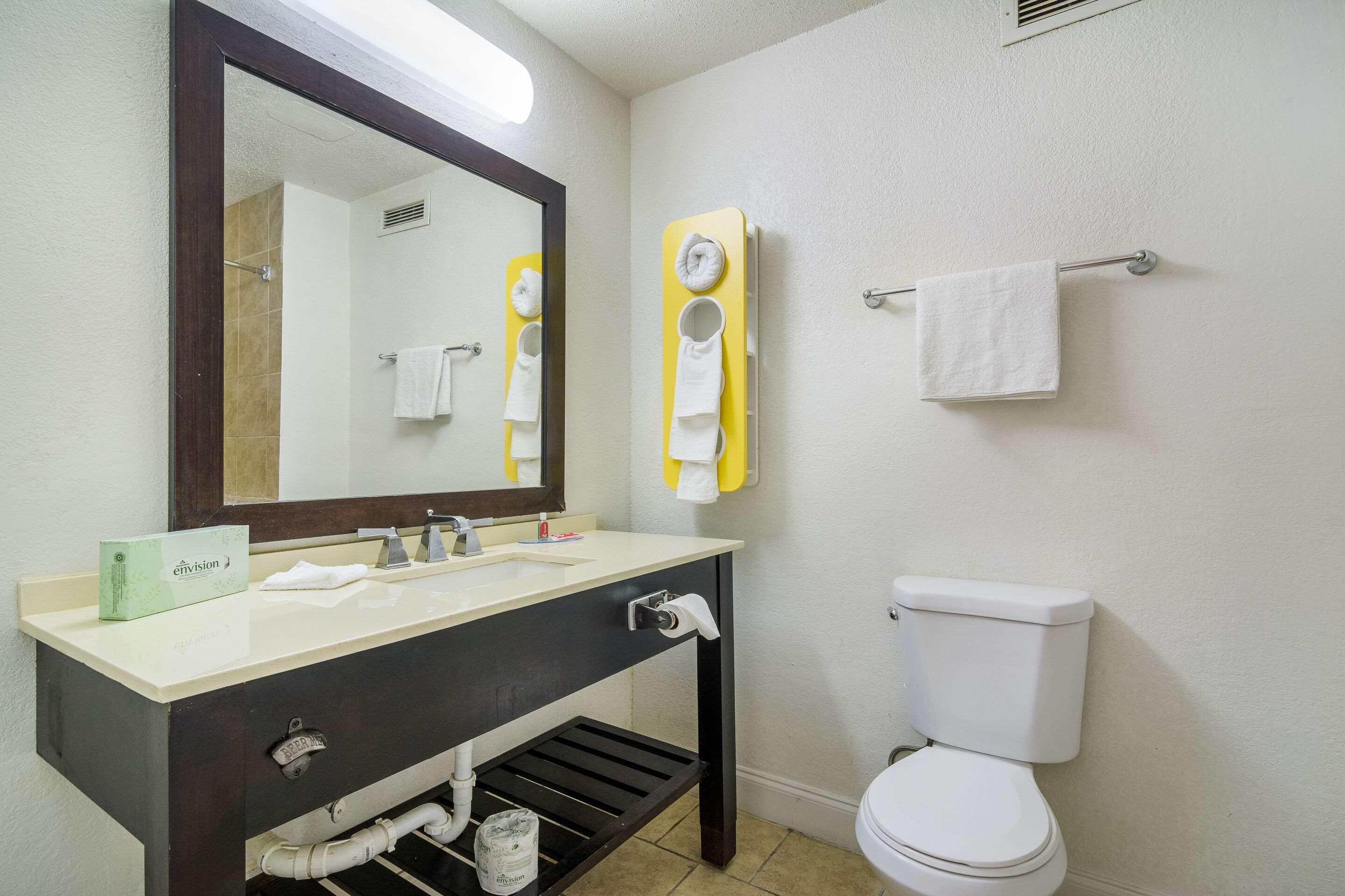 Hotel Econo Airport Near Billy Graham Parkway Charlotte