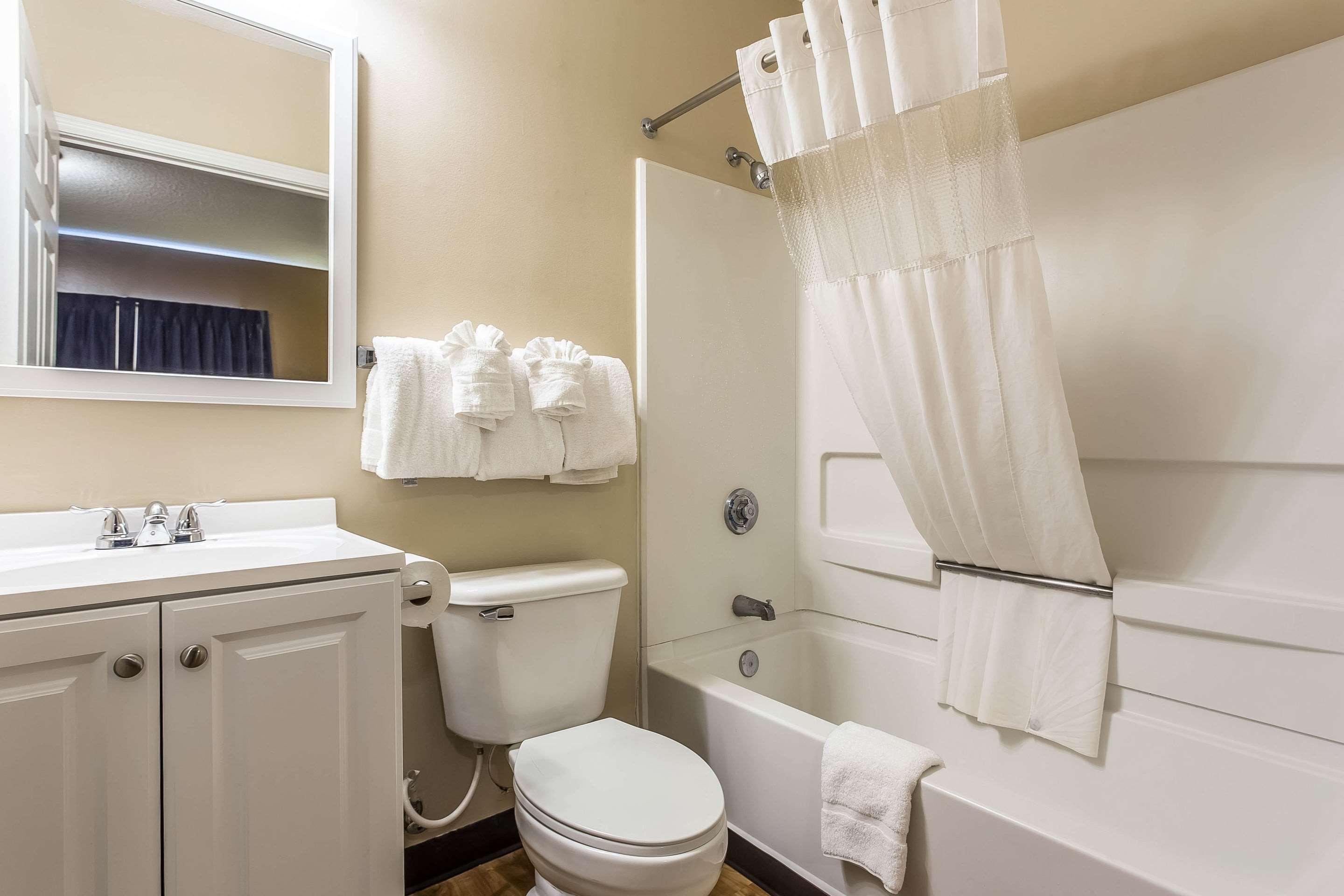 Hotel Suburban Near Of North Carolina-charlotte
