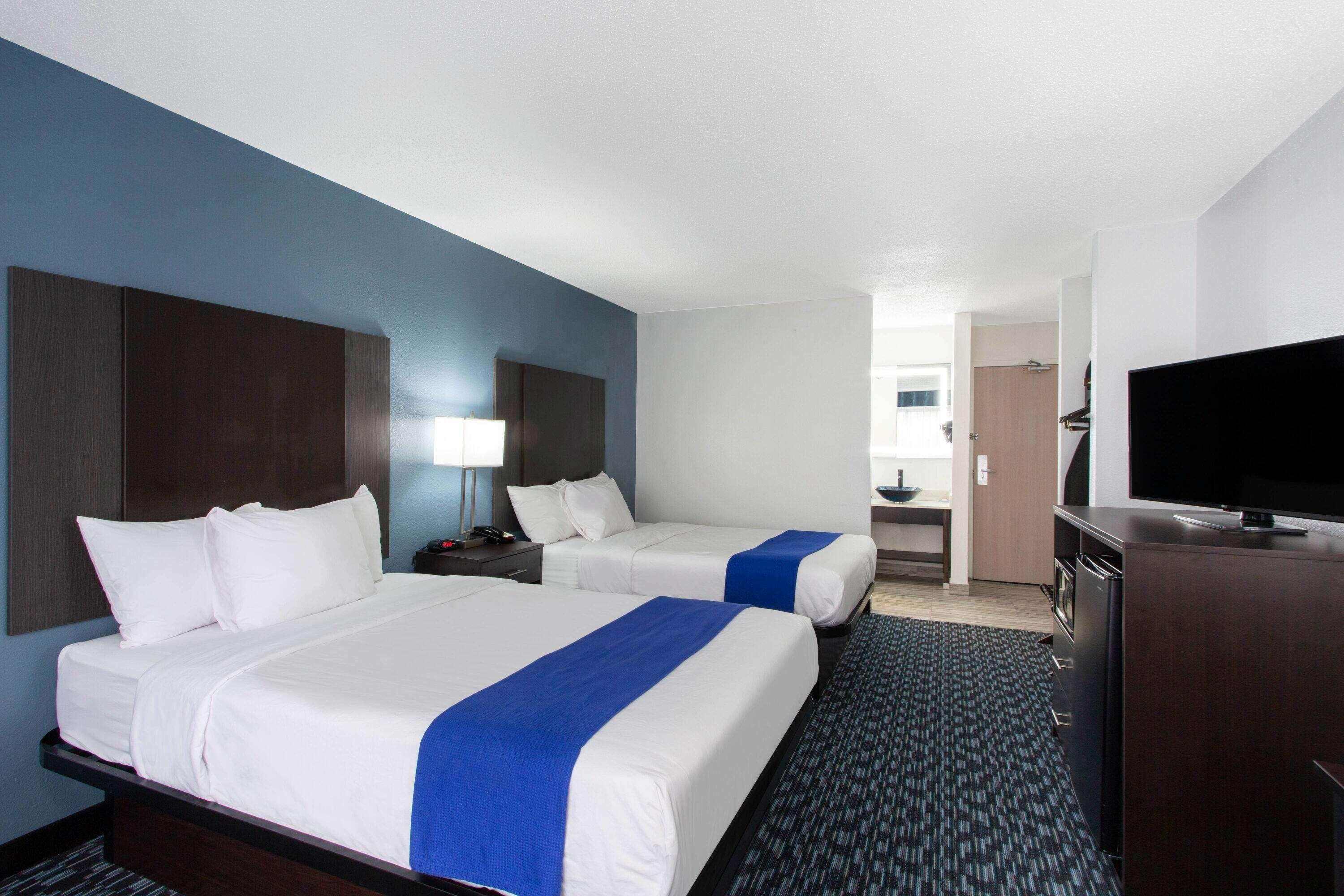 Baymont By Wyndham Hotel 3*