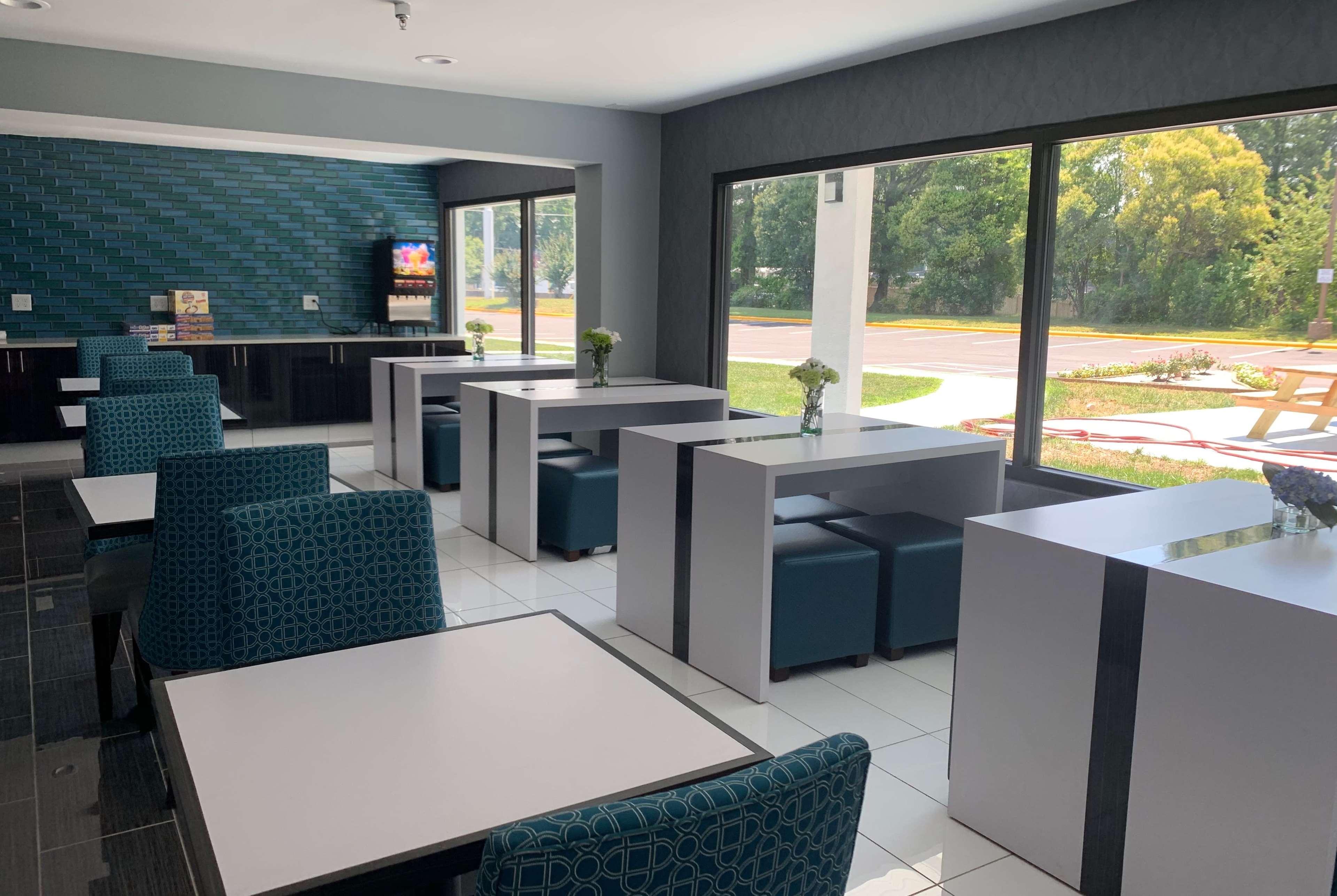 Baymont By Wyndham Hotel 3*