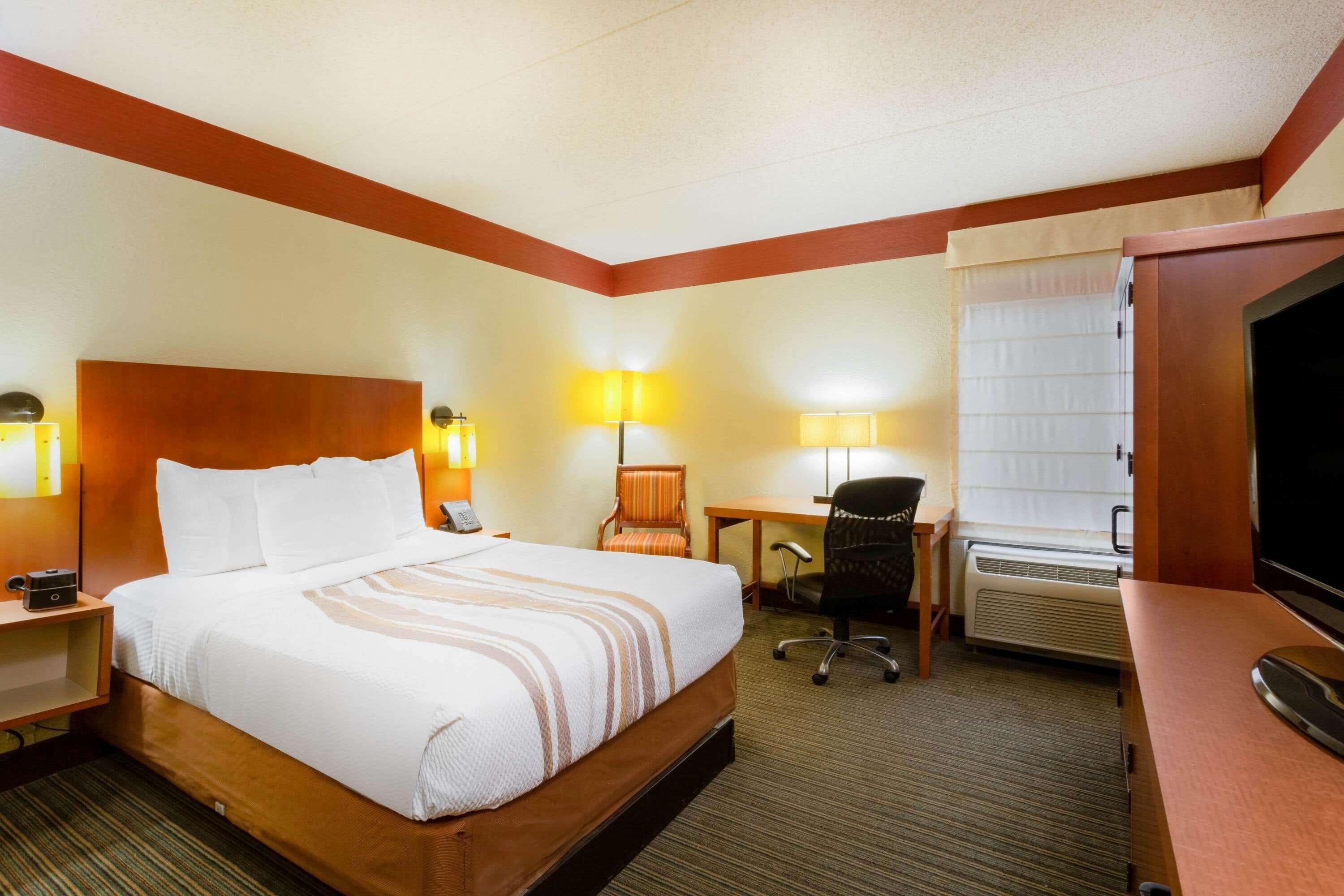 Clt Airport & Hotel