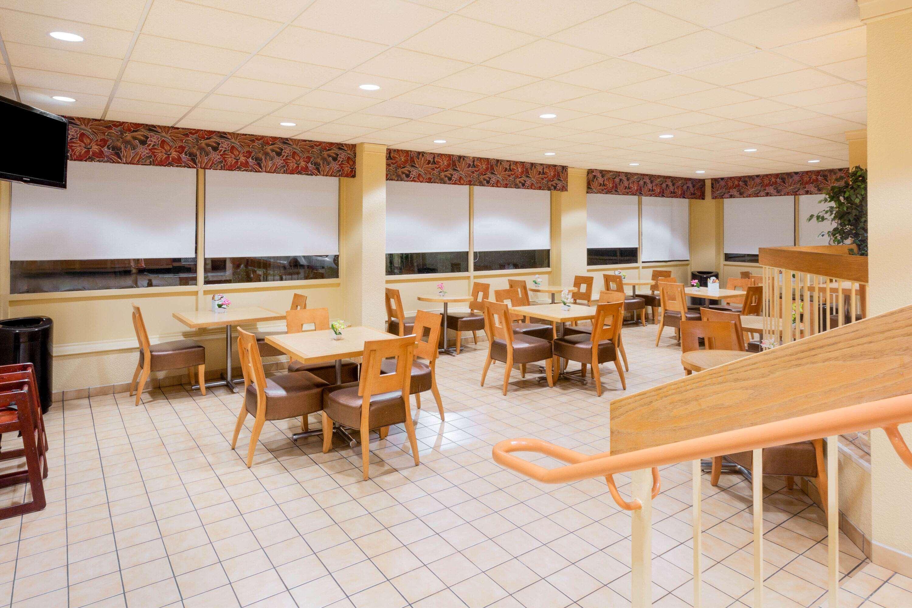 Hotel Clt Airport &