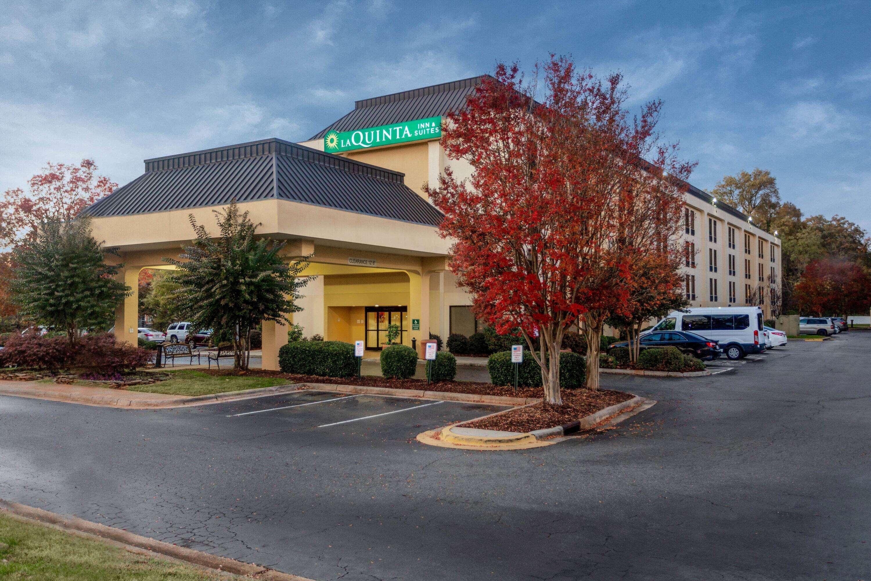 Clt Airport & Charlotte