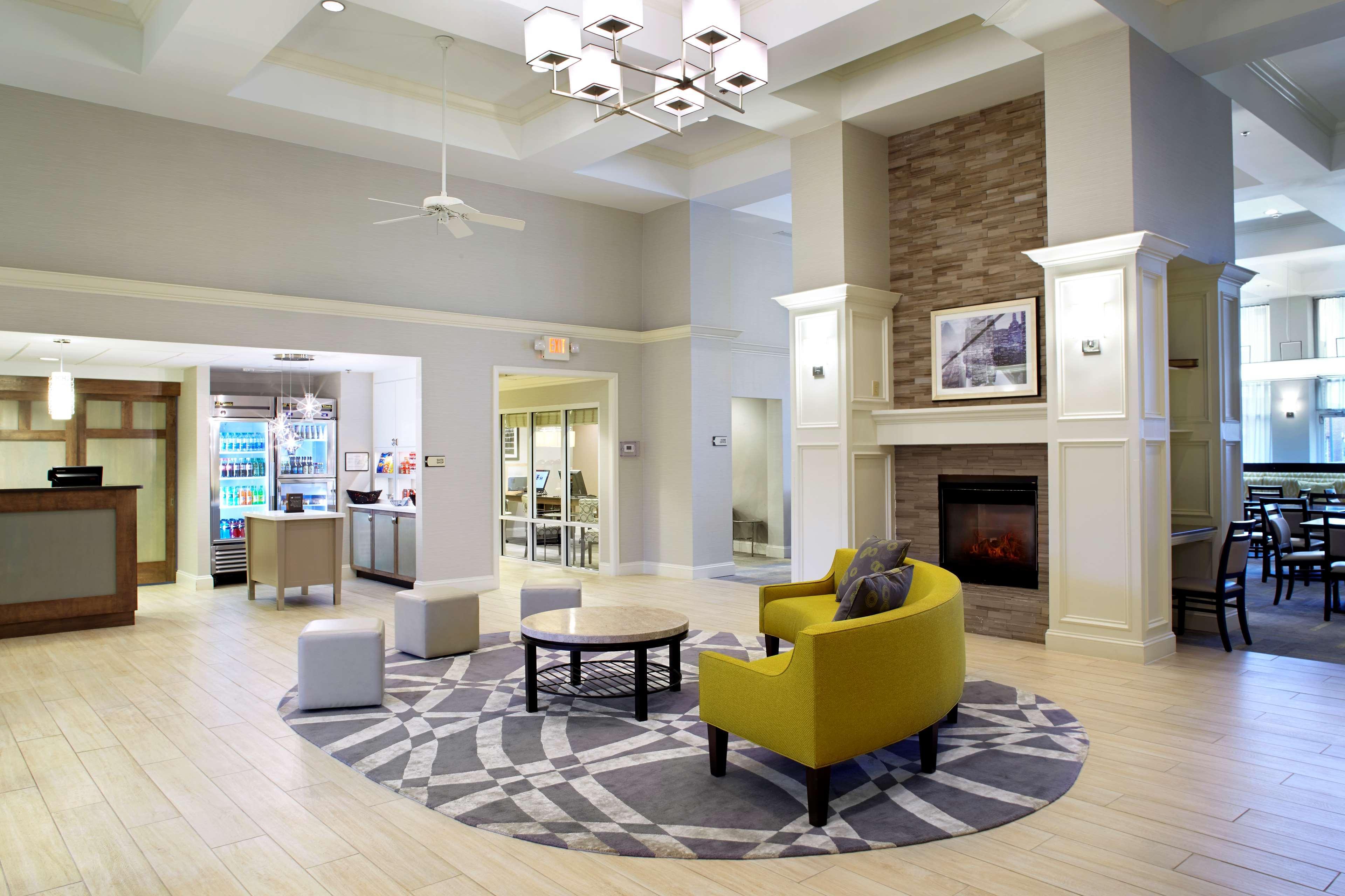 Homewood By Hilton Airport 2*