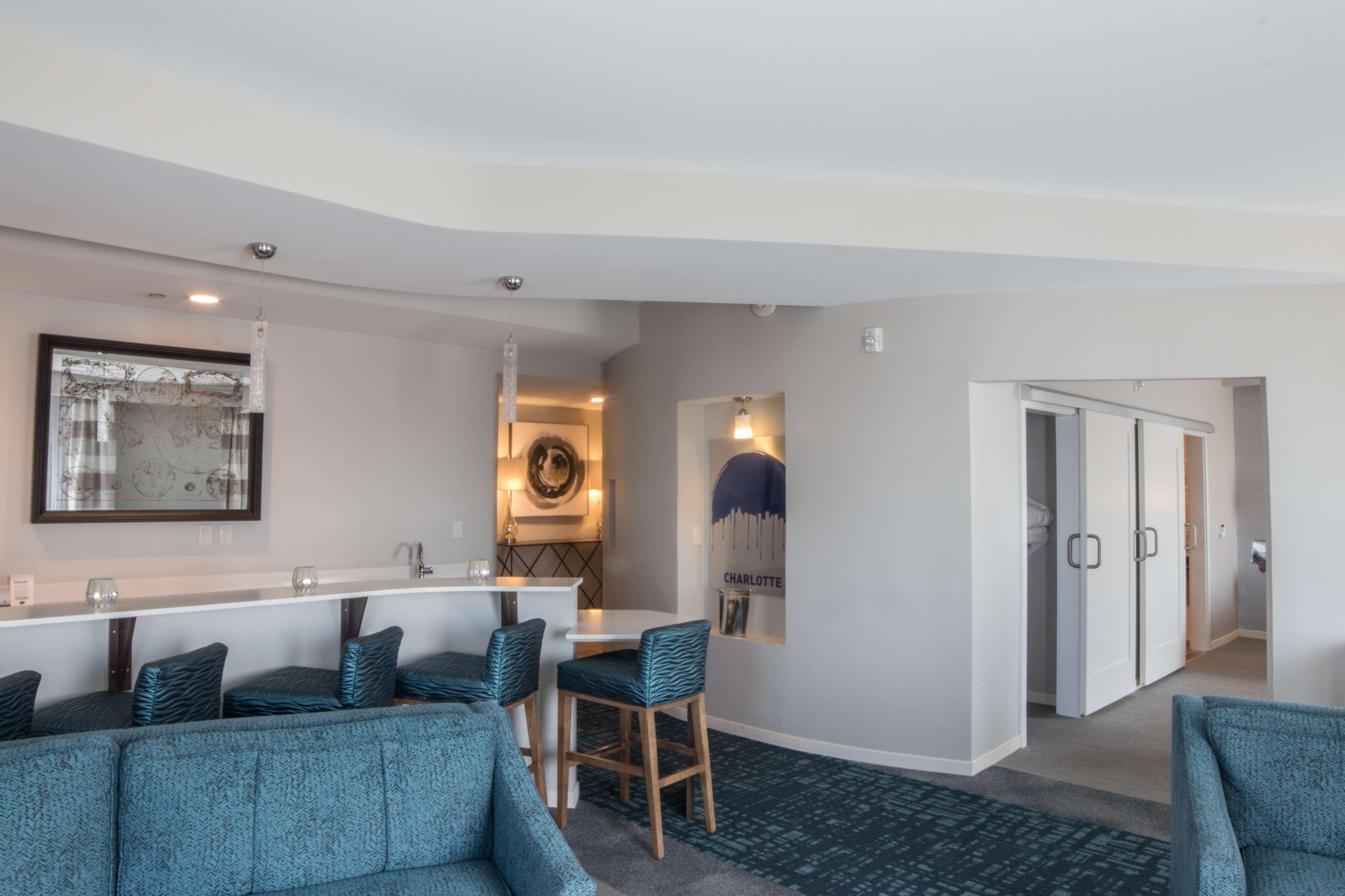 Hampton & Charlotte/ballantyne, Nc Hotel