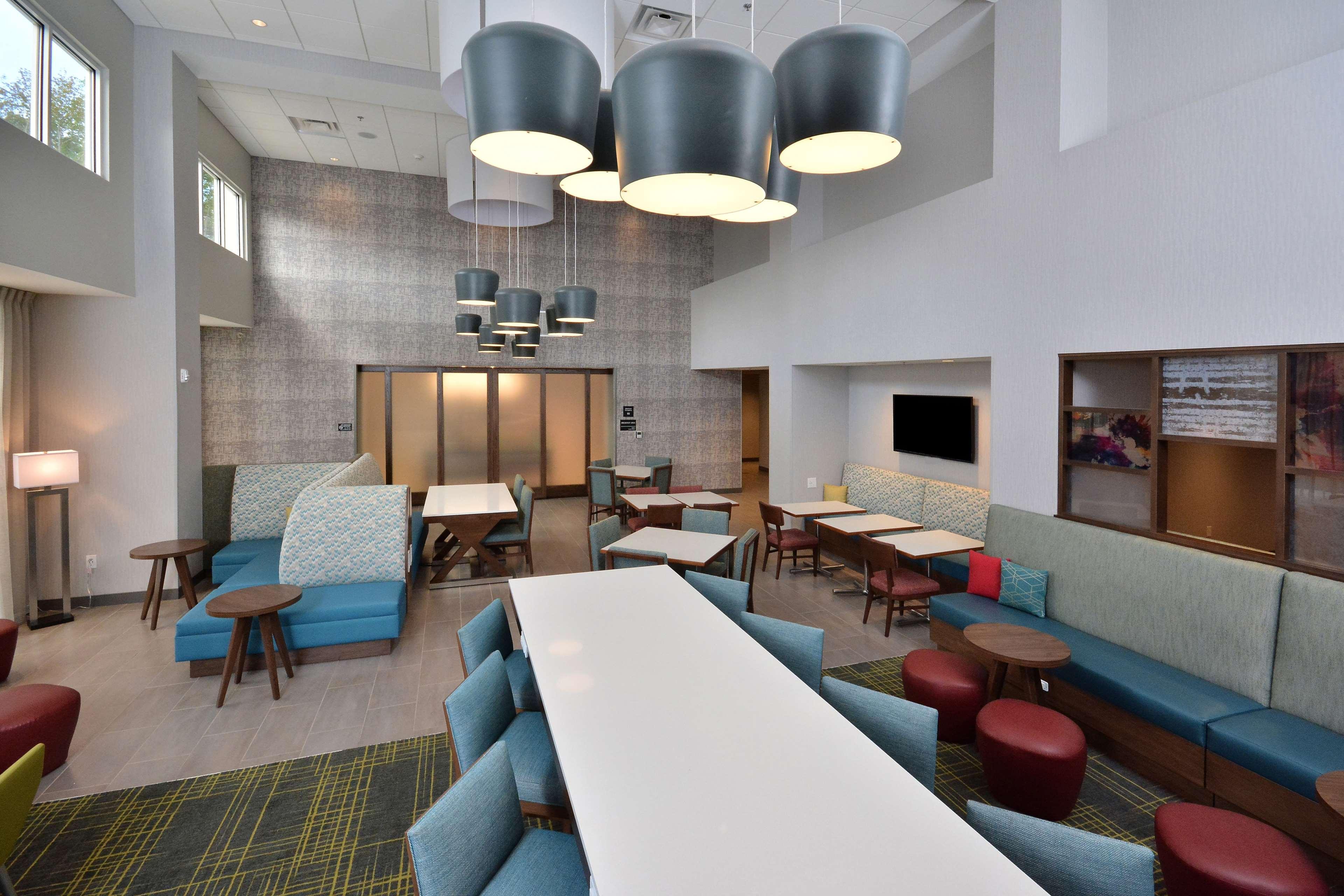 Hampton & North I 485 Hotel Charlotte
