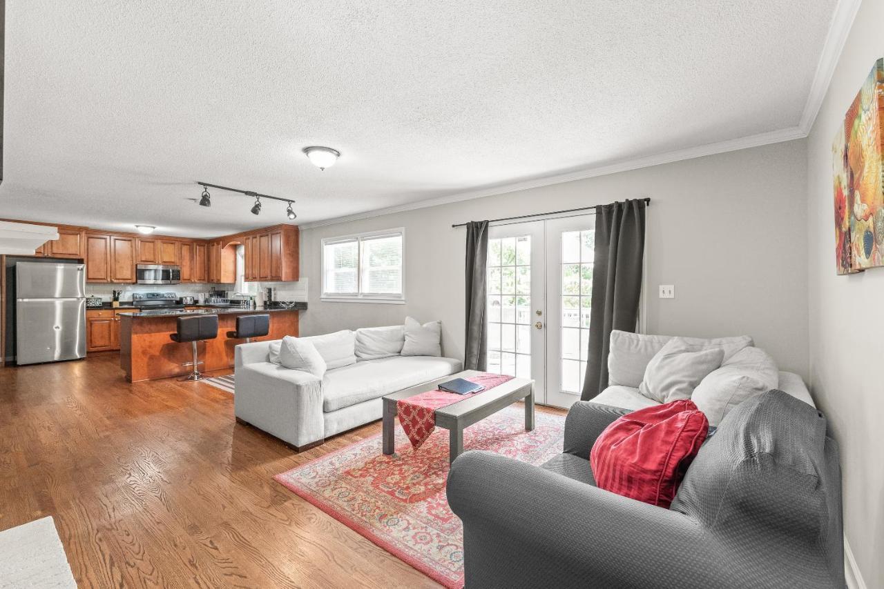 Holiday home Charming, Cozy Close To Uptown, Airport & Whitewater Center Charlotte