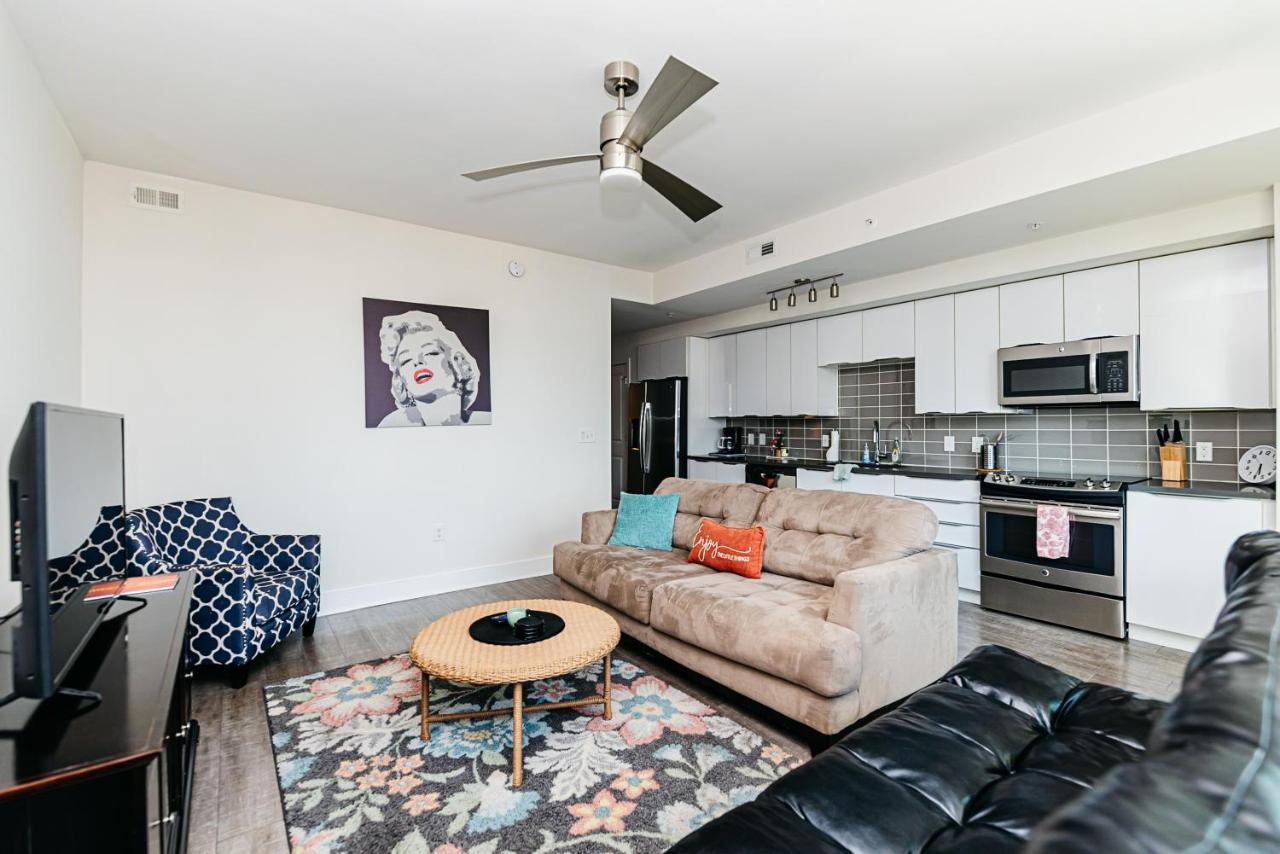 Apartment 1br Uptown Furnished Apts