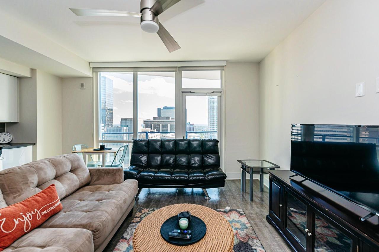 Apartment 1br Uptown Furnished Apts *