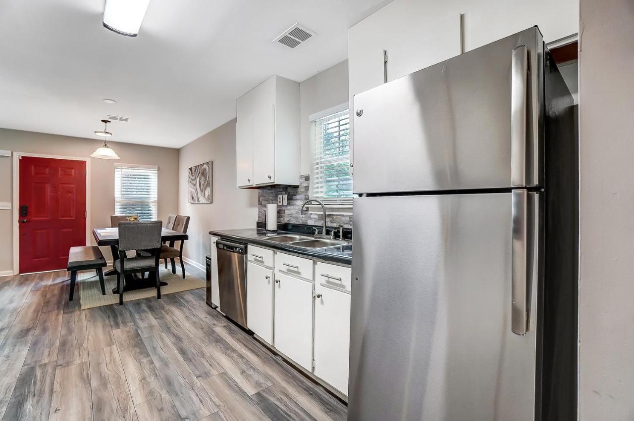 Cozy, 1-level - 5 Miles To Uptown Clt Charlotte