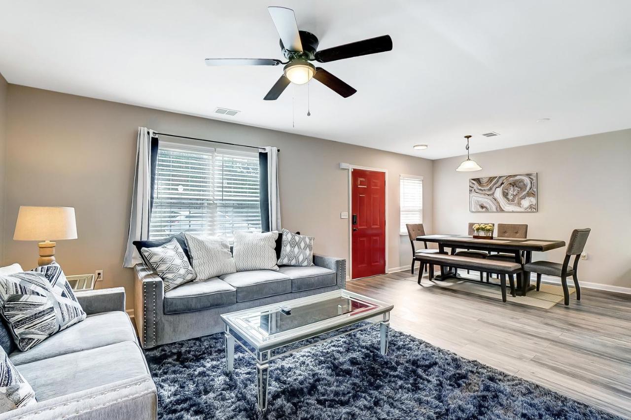 Cozy, 1-level - 5 Miles To Uptown Clt Homestay *