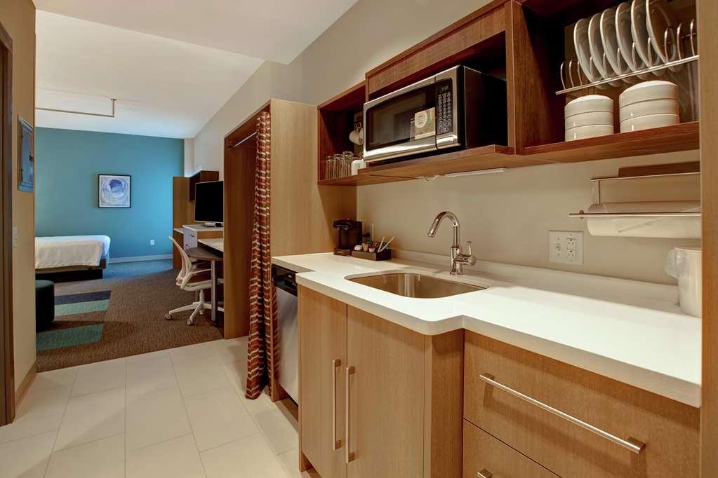Home2 By Hilton Uptown 3* Charlotte