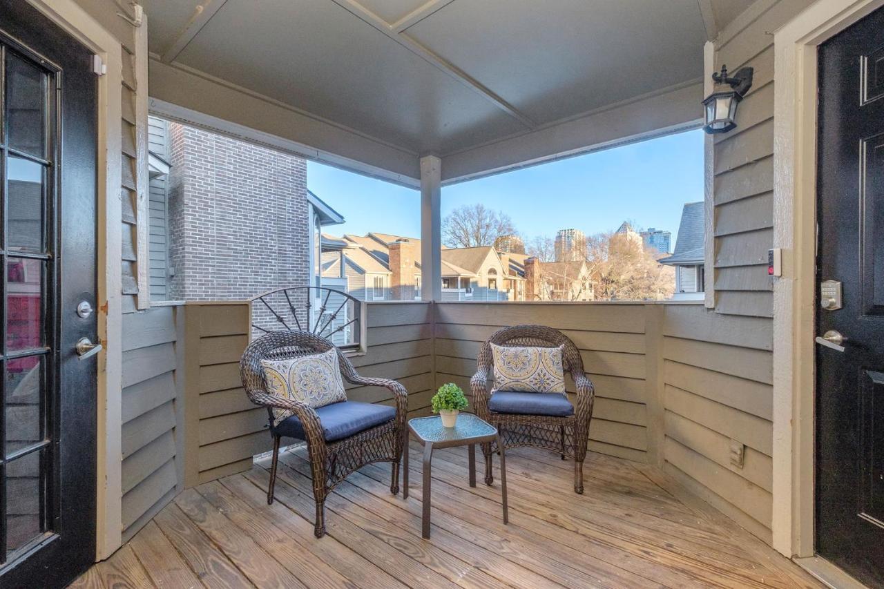 Charming With Wi-fi Apartment