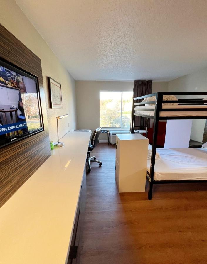 Bposhtels * Charlotte